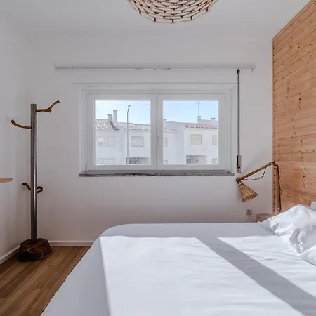 Lägenhet Mm - Cozy In Santa Cruz A dos Cunhados